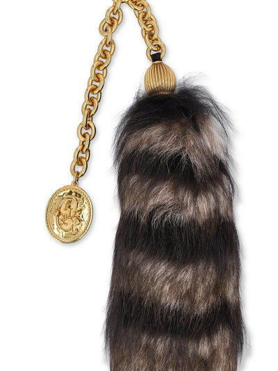 Charm realizzato in shearling. CH25WCC02LSC 24B CHLOE'