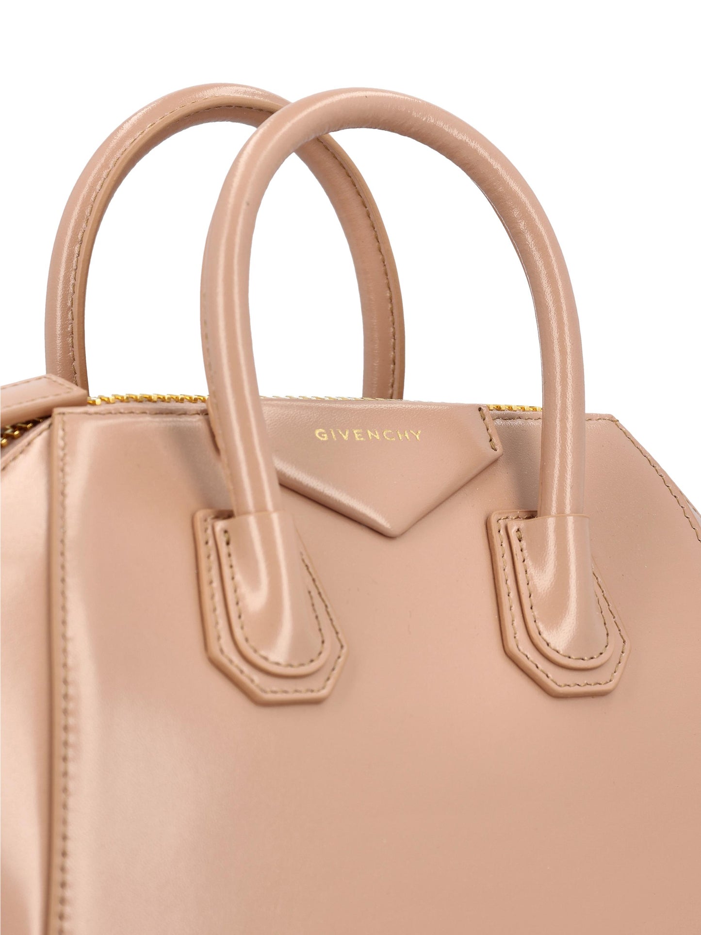 Borsa realizzata in pelle di vitello. BB5148B13A 682 GIVENCHY