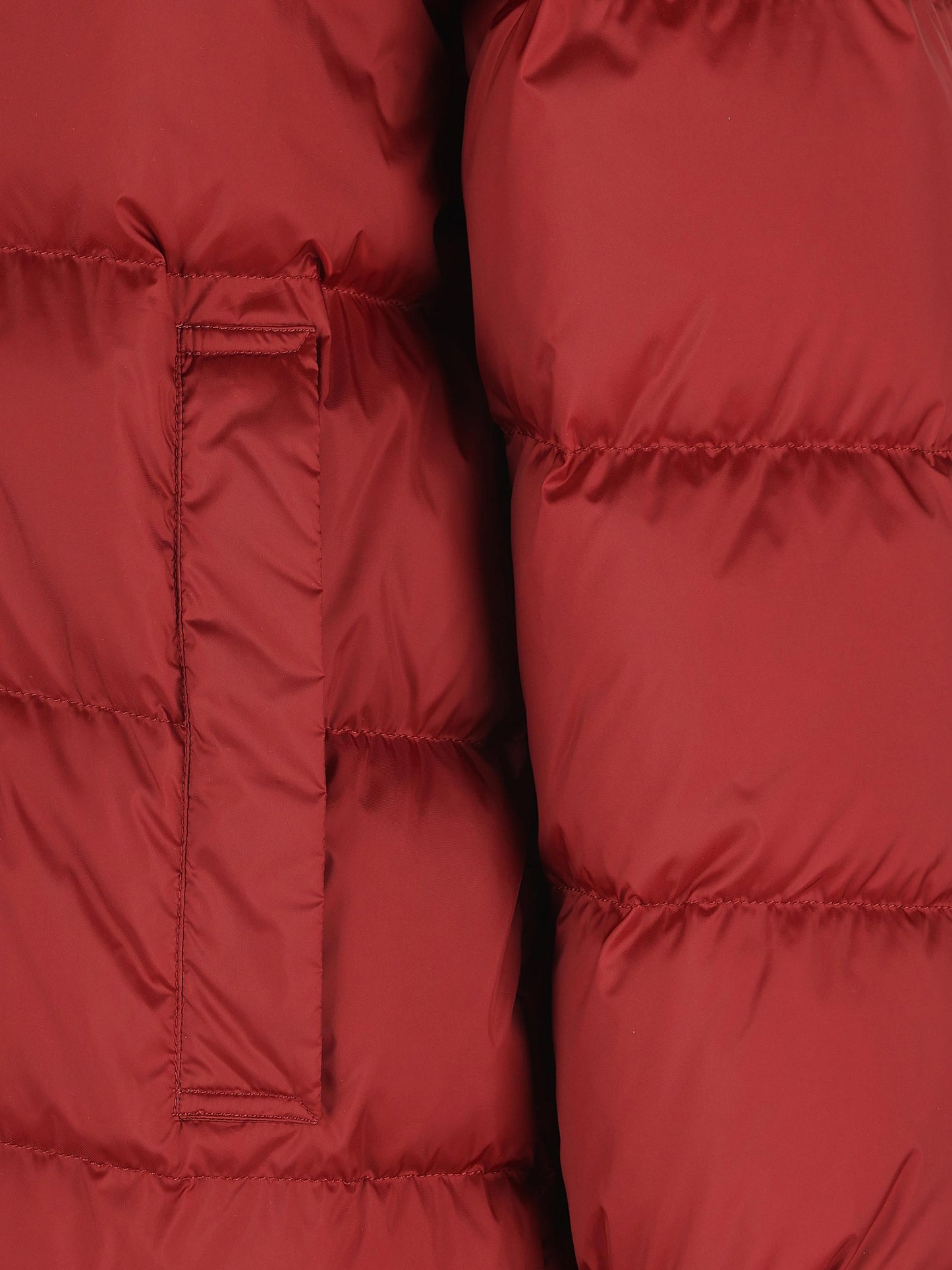 Piumino realizzato in poliestere e poliammide. 2529486155600 002 MAX MARA - THE CUBE