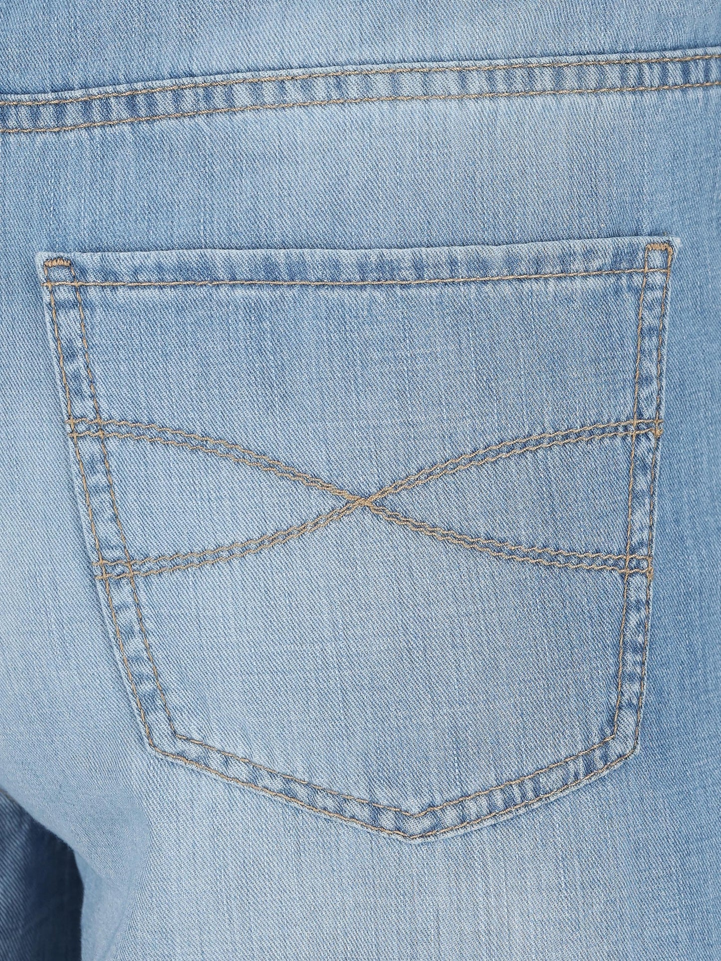 Pantaloni realizzati in cotone. ME645D3210 C1470 BRUNELLO CUCINELLI