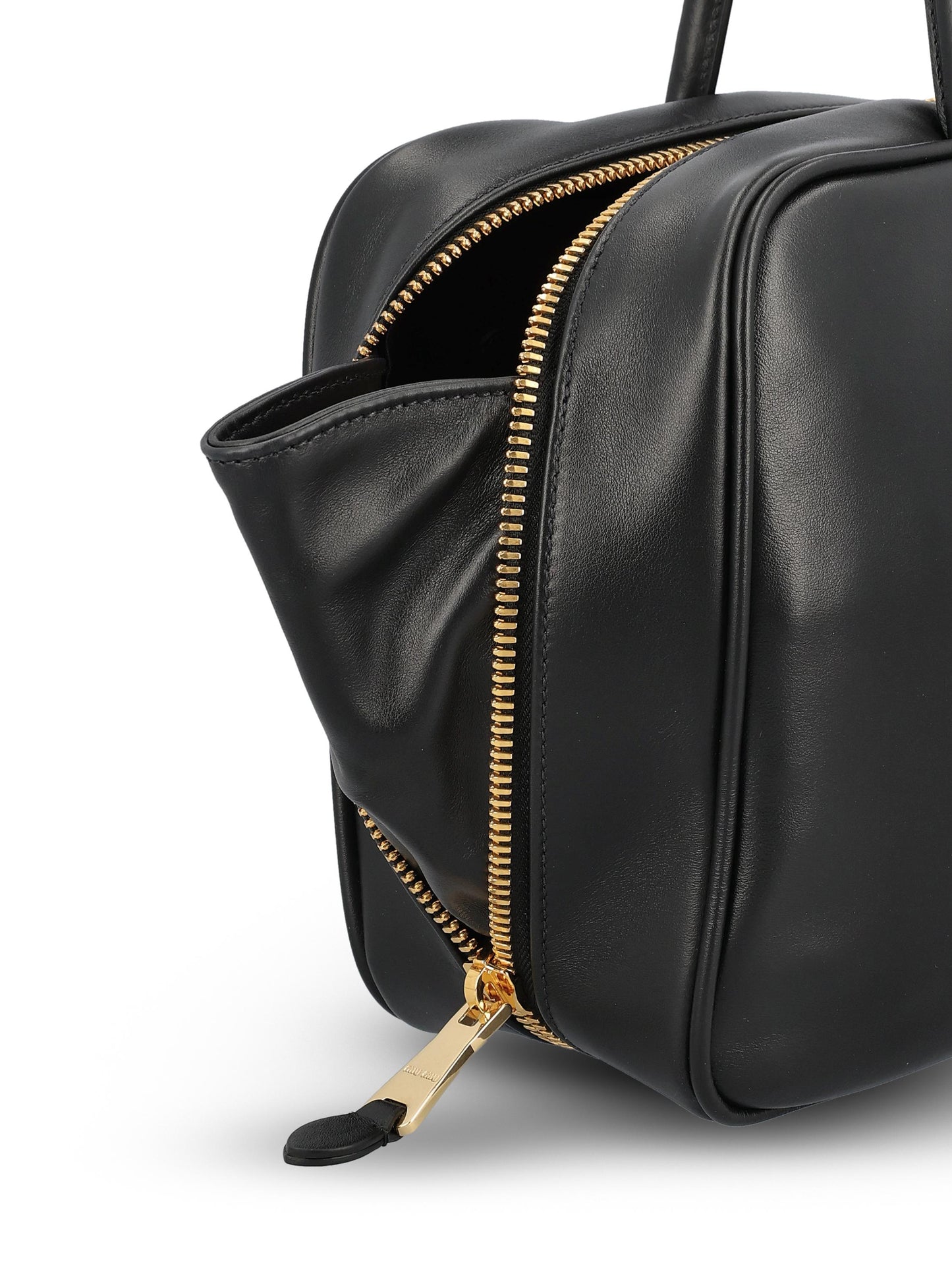 Borsa realizzata in pelle. 5BB117 2CRWF0002 MIU MIU