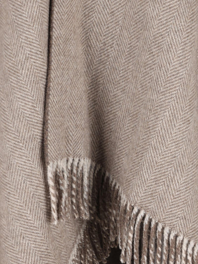 Poncho realizzato in cashmere e viscosa. MSCDAGP32 CYO16 BRUNELLO CUCINELLI