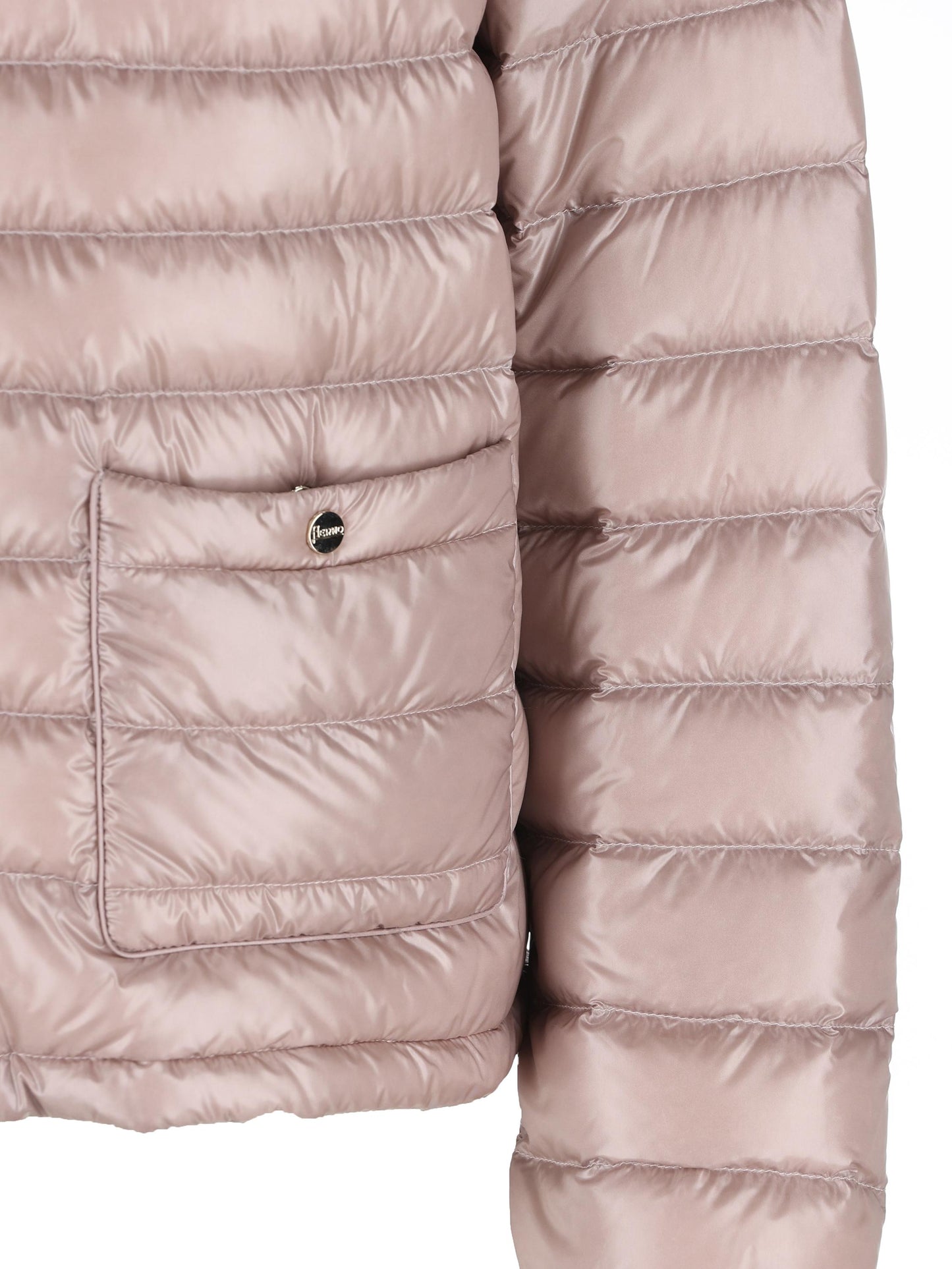 Piumino realizzato in poliammide. PI002039D 12017Z4035 HERNO