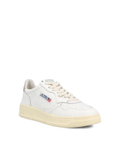 Sneakers realizzate in pelle. AULW LL06 AUTRY