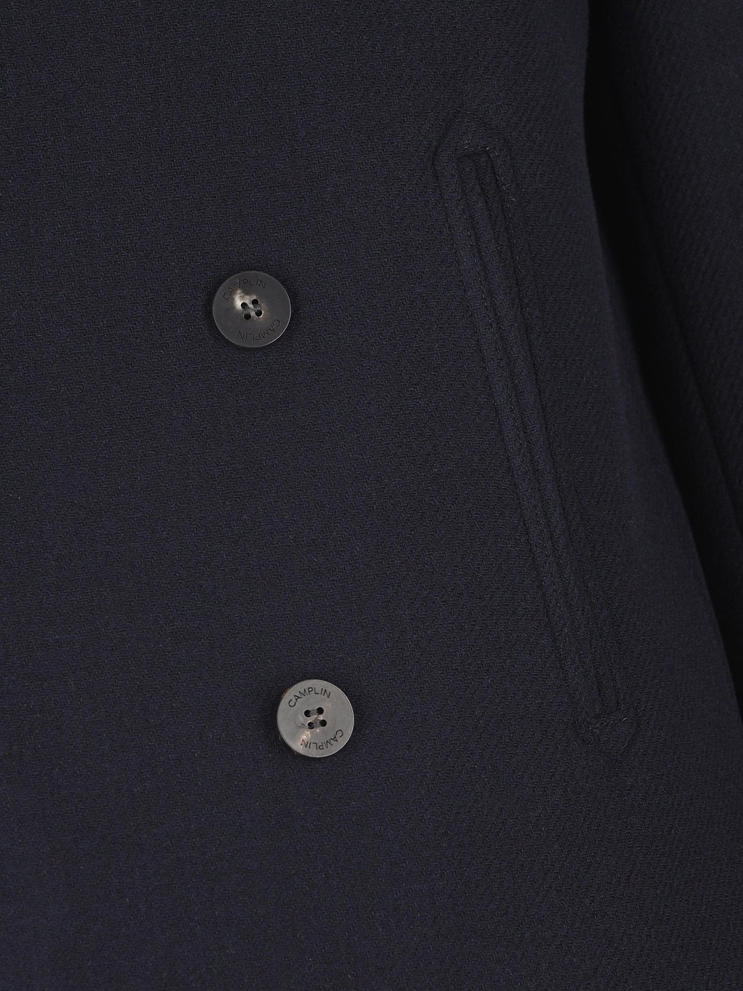 Cappotto realizzato in lana. 38320039 BN CAMPLIN