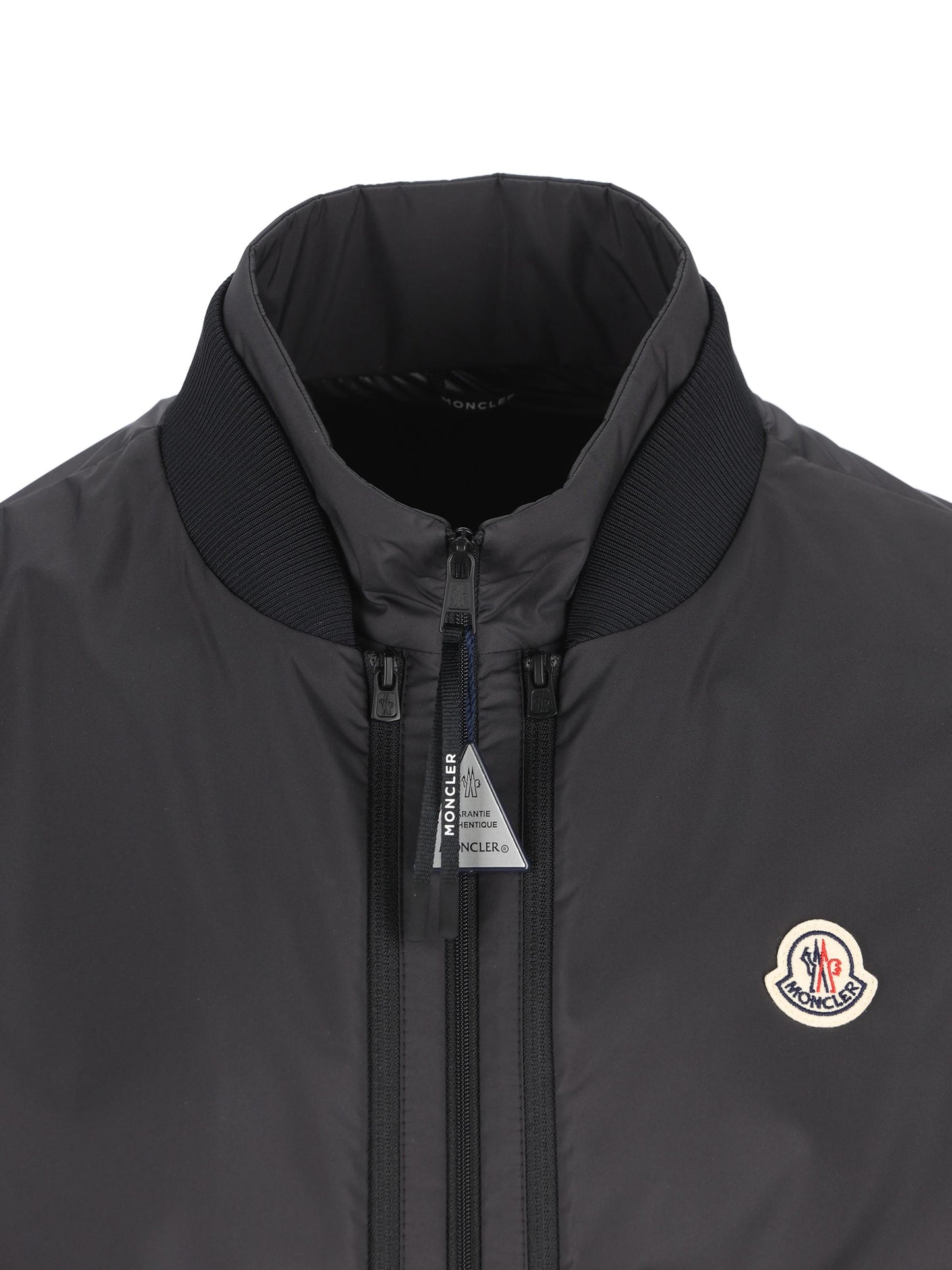 Giacca realizzata in poliestere. M1A00108 597YW999 MONCLER