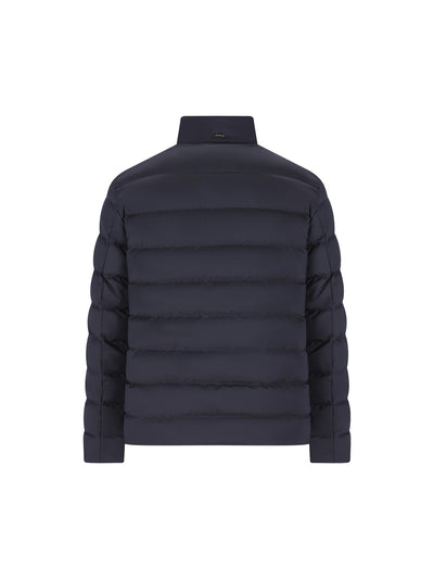 Piumino realizzato in misto lana vergine. PI001262U 127369200 HERNO