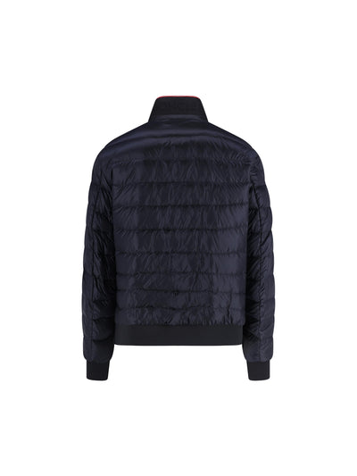 Piumino realizzato in poliammide. M1A00008 597XQ776 MONCLER