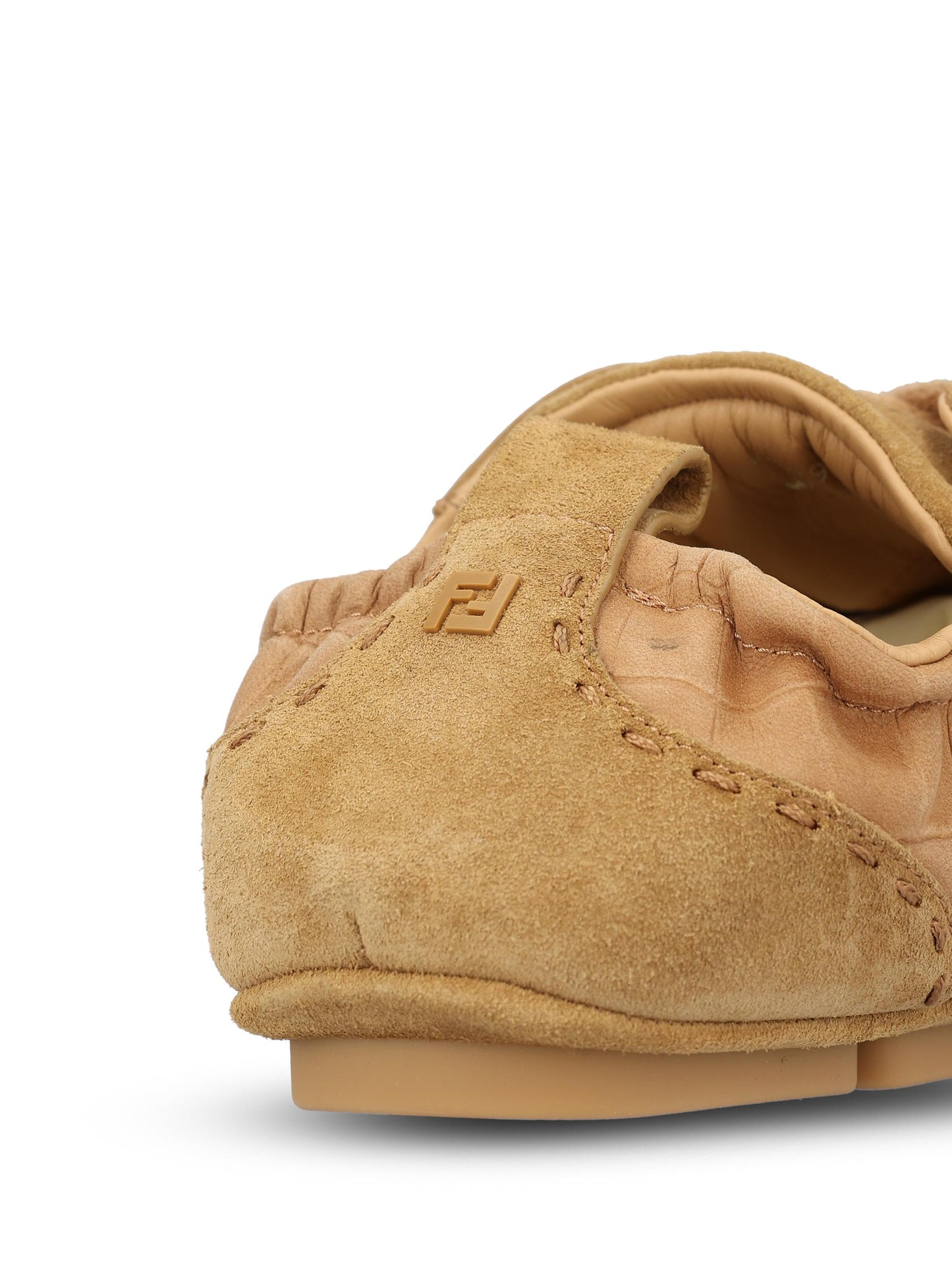 Sneakers realizzate in pelle. 7E1799 AUHKF1T26 FENDI