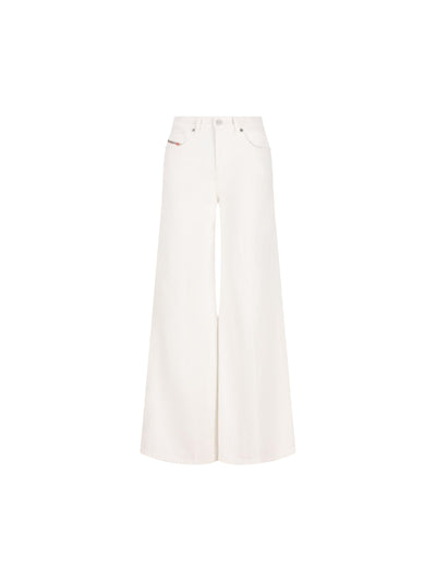 Jeans realizzati in cotone. A03624 09N92100 DIESEL