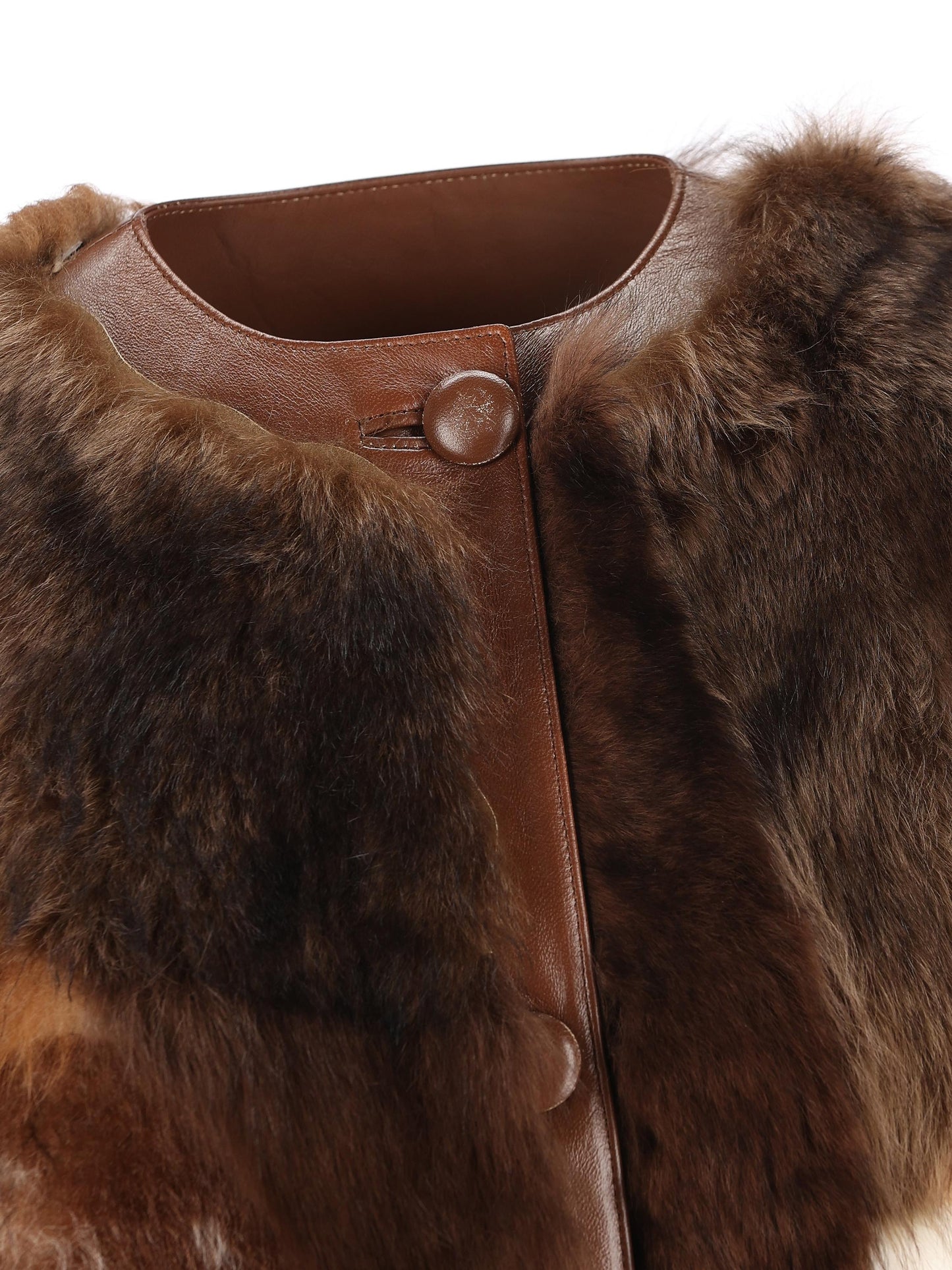 Cappotto realizzato in pelliccia di montone. 56A194 170TF0IDS PRADA