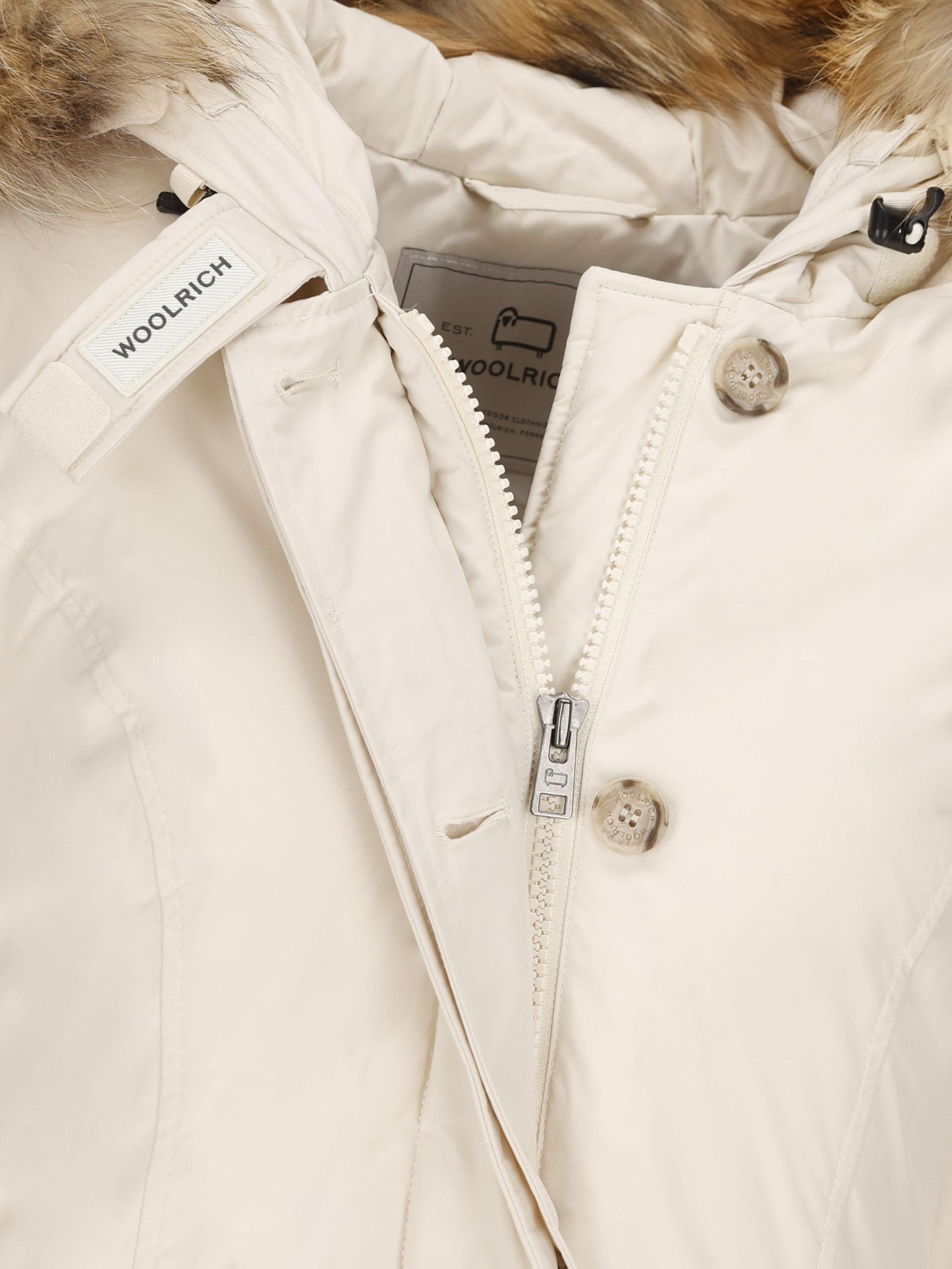 Arctic Parka in Urban Touch con pelliccia rimovibile. CFWWOU0652FRUT3128 8743 WOOLRICH