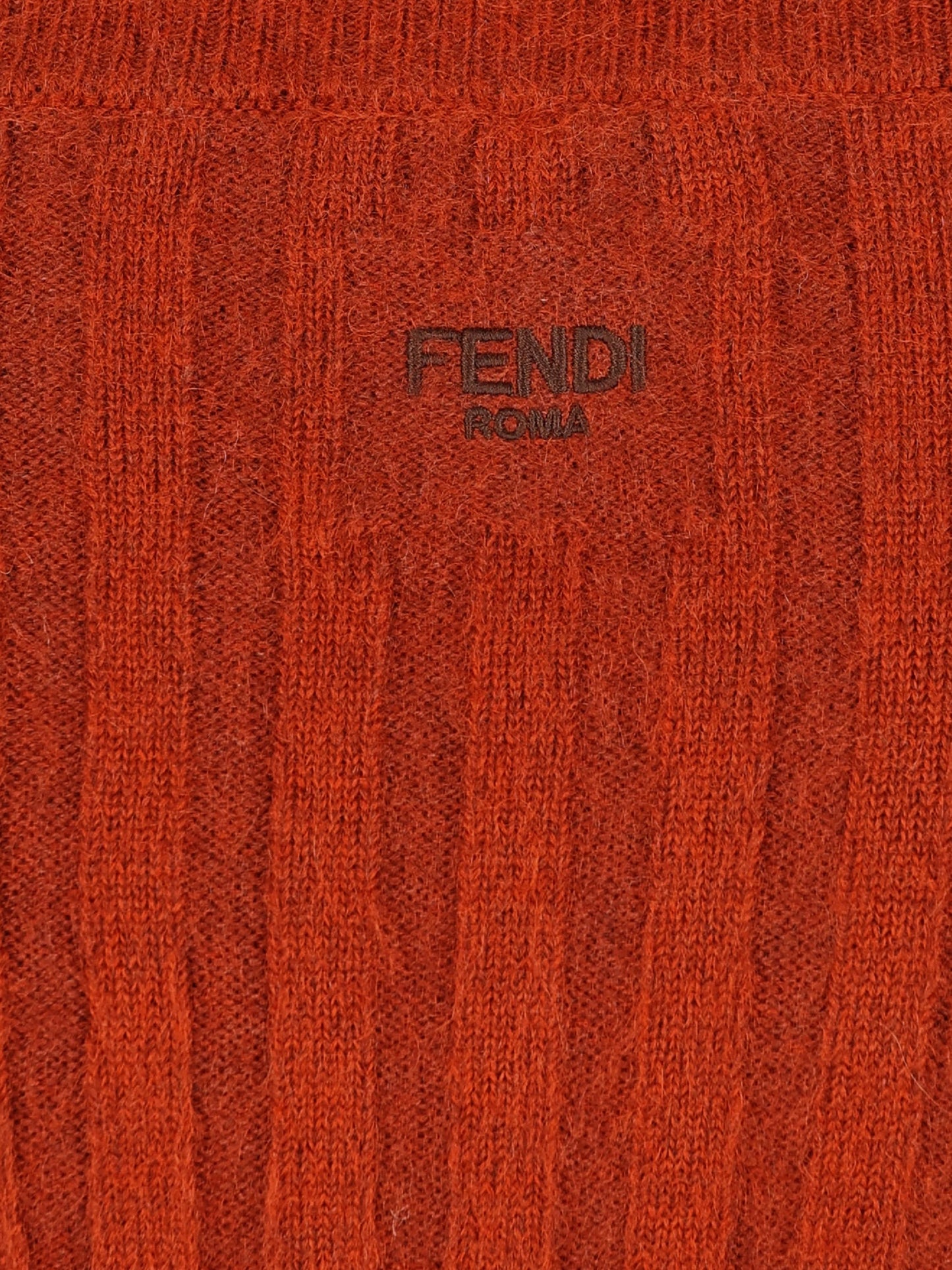Gonna realizzata in mohair e poliammide. FZQ994 AYLTF1TIN FENDI