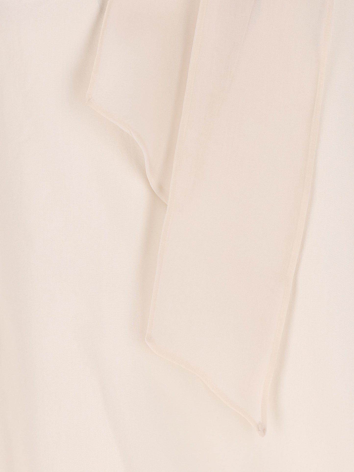 Blusa realizzata in seta. MF940ED814 C8553 BRUNELLO CUCINELLI