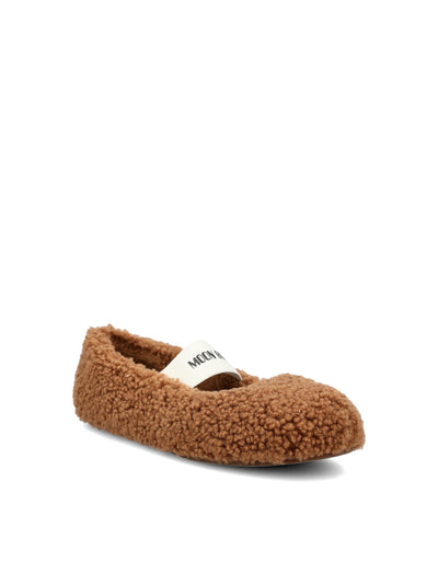 Ballerina realizzata in shearling 80D2400010 M008 MOON BOOT