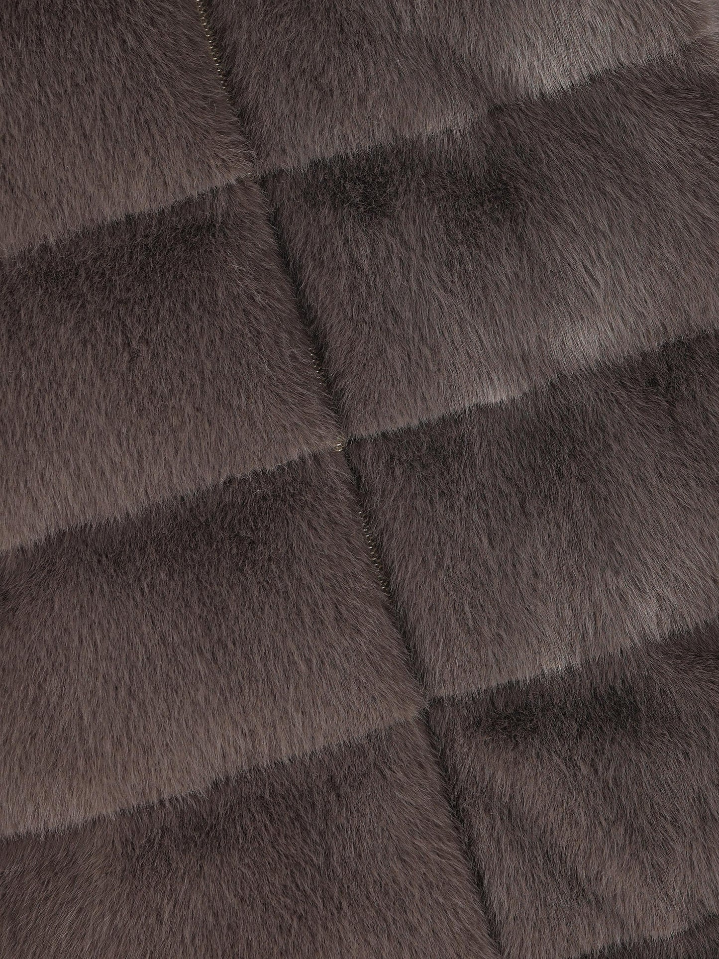 Piumino realizzato in poliestere PI002123D 126309480 HERNO