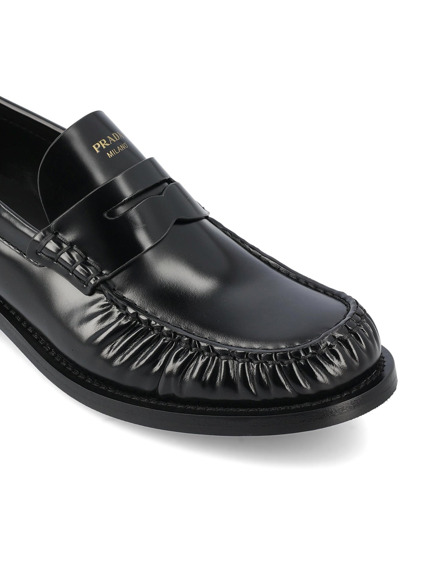 Mocassini realizzati in pelle spazzolata. 1D199O P39F0002 PRADA