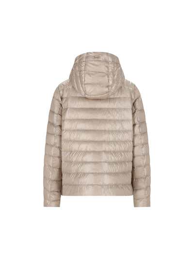 Piumino realizzato in poliammide. PI001994D 12017Z1985 HERNO