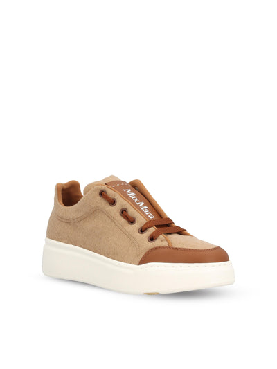 Sneakers realizzate in cammello. 2524766012600 001 MAX MARA