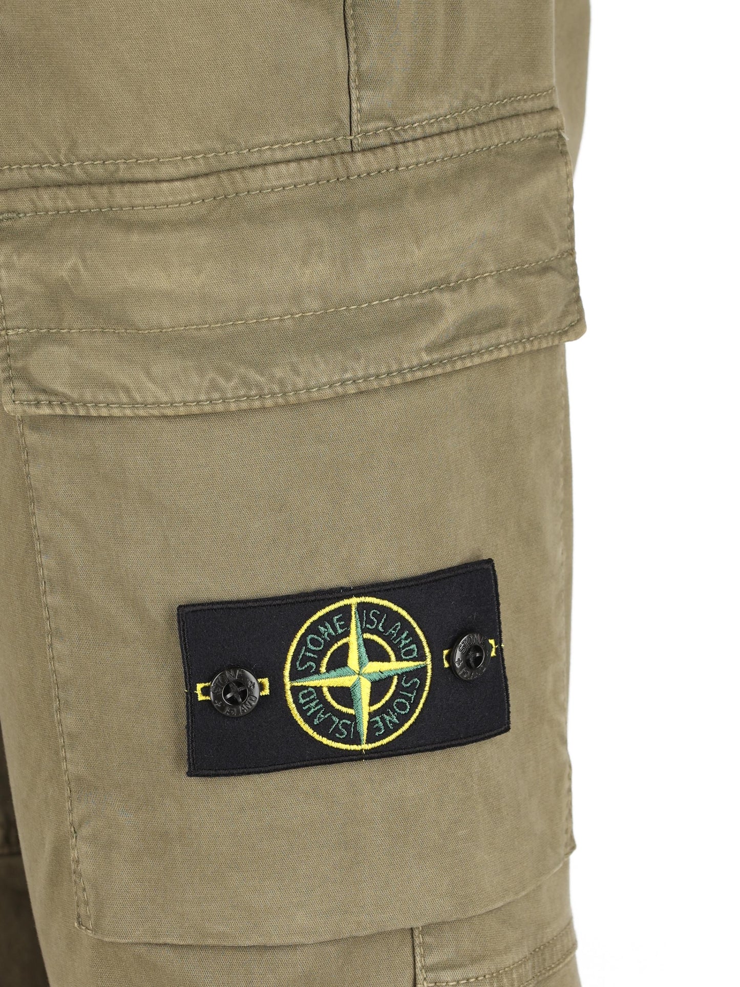 Pantaloni realizzati in cotone. 3100051 S0004V015G STONE ISLAND