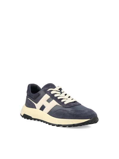 Sneakers realizzate in pelle scamosciata. HXM5630FR30UHG 826E HOGAN
