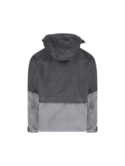 Giacca realizzata in cotone e poliammide. 20CMOW110A 110543D999 C.P COMPANY