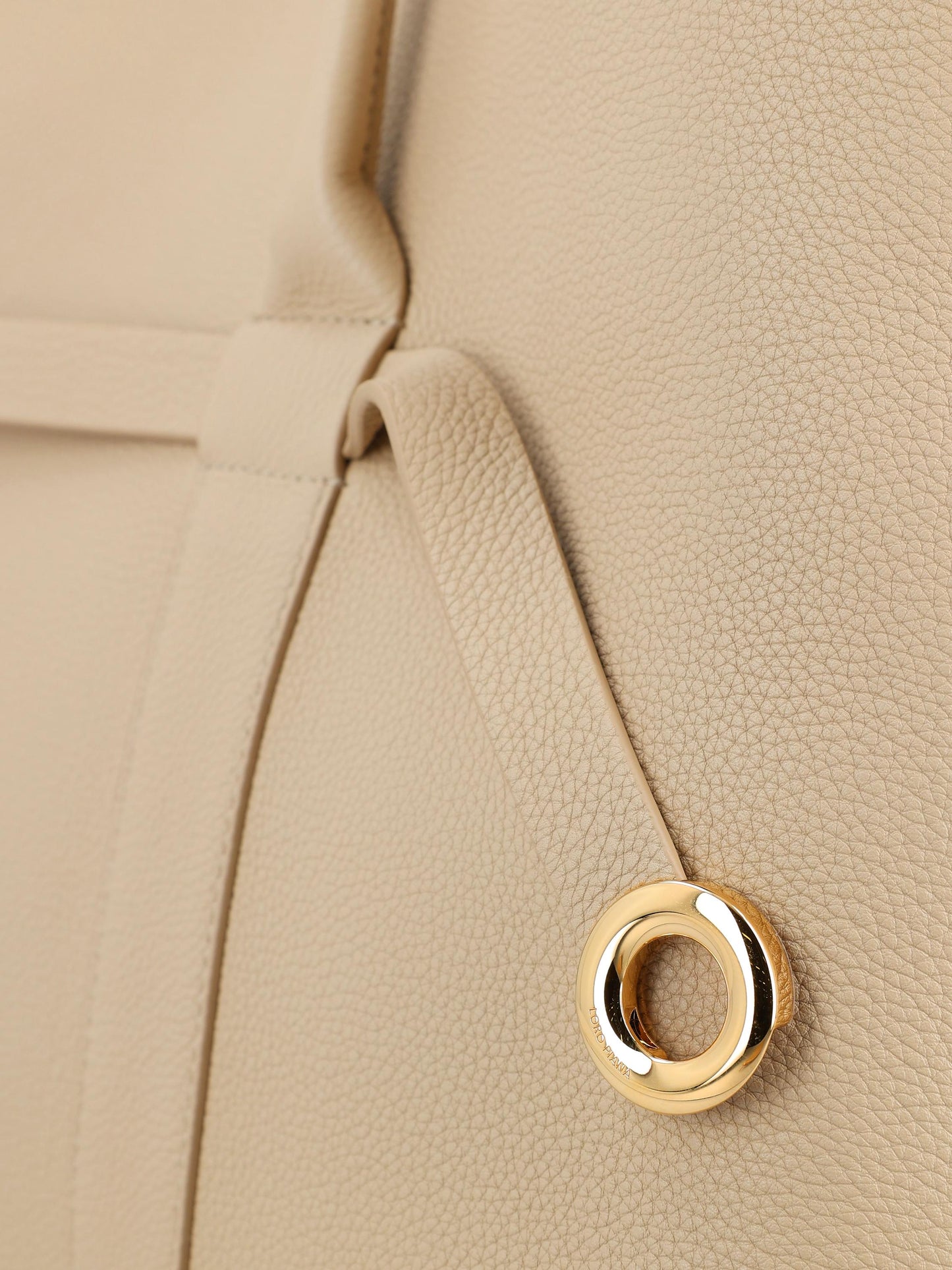 Ghiera Shopper Large in pelle di vitello. FAO7463 D0TZ LORO PIANA