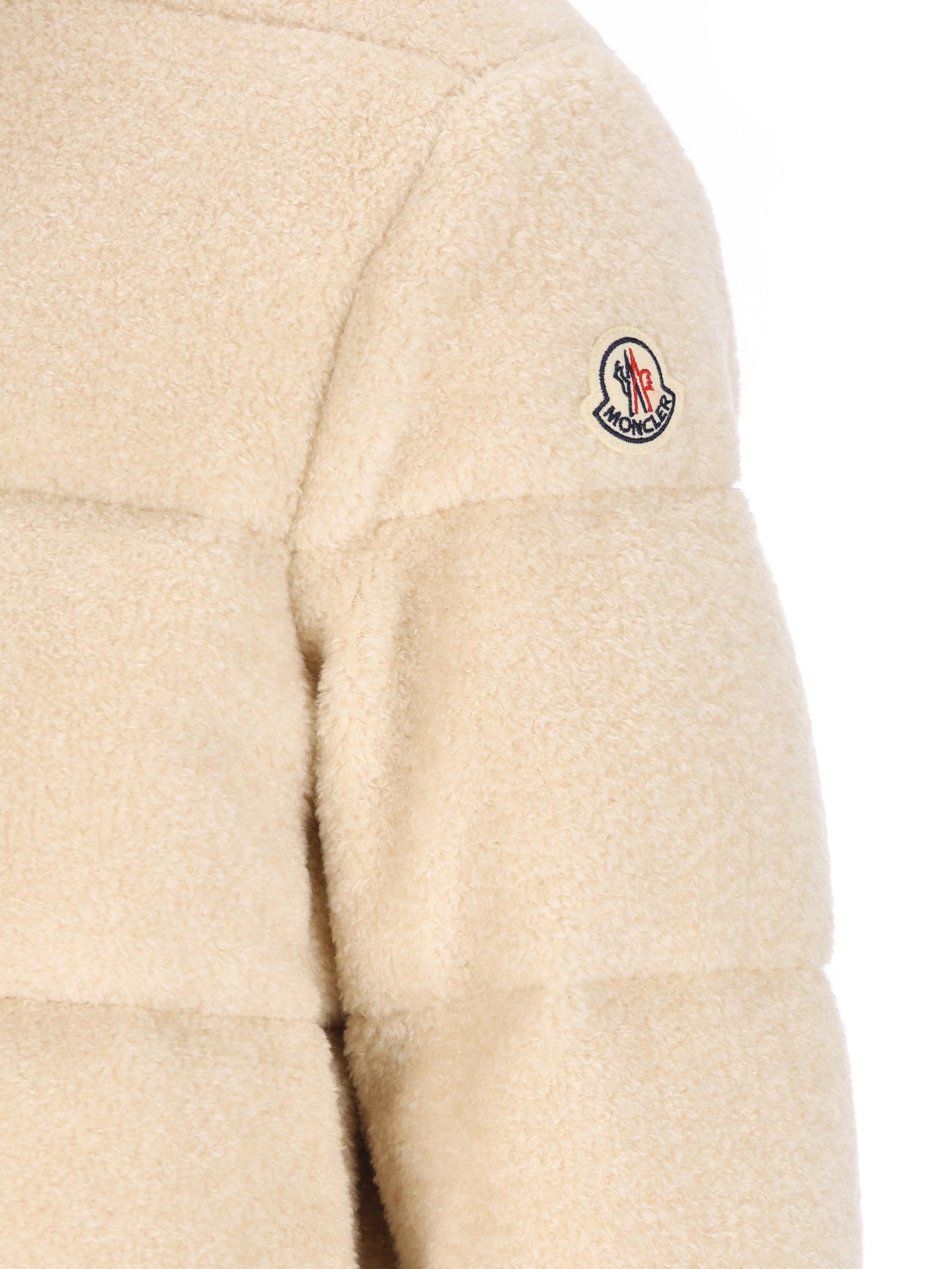 Piumino realizzato in acrilica e cotone. W1A00067 89AOF050 MONCLER