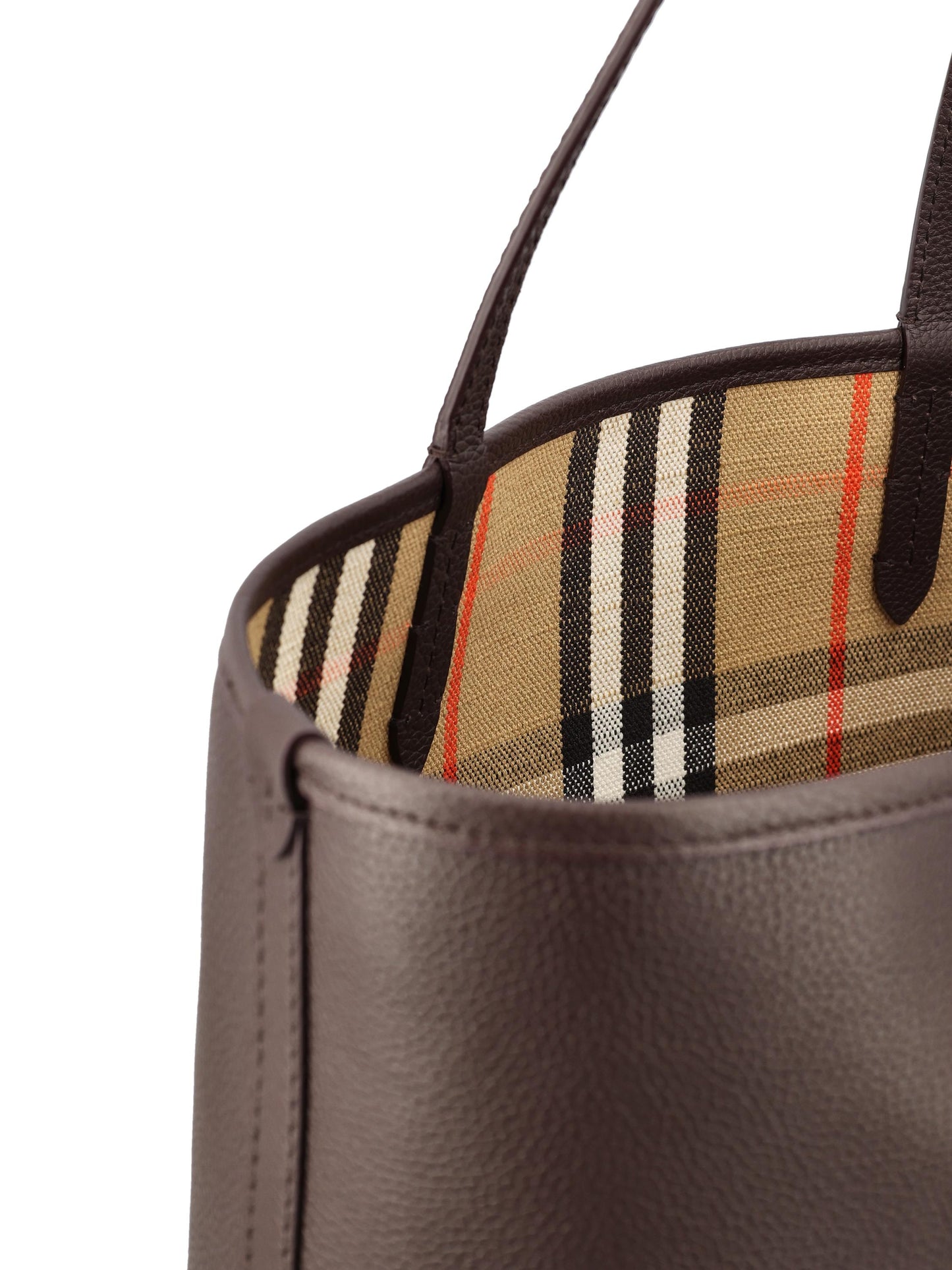 8119616 C1762 BURBERRY