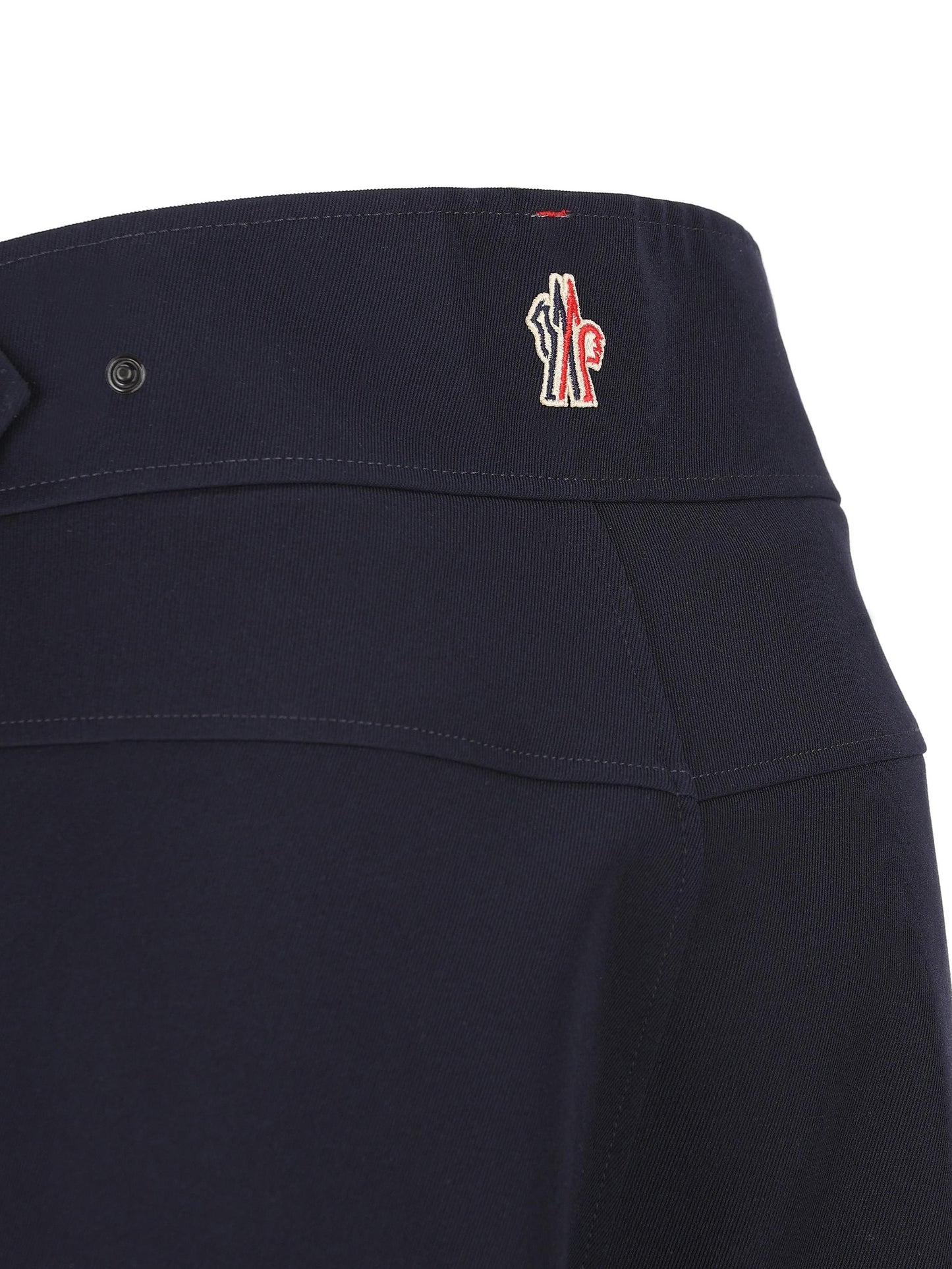 Pantaloni realizzati in poliammide. W2A00009 53063781 MONCLER GRENOBLE