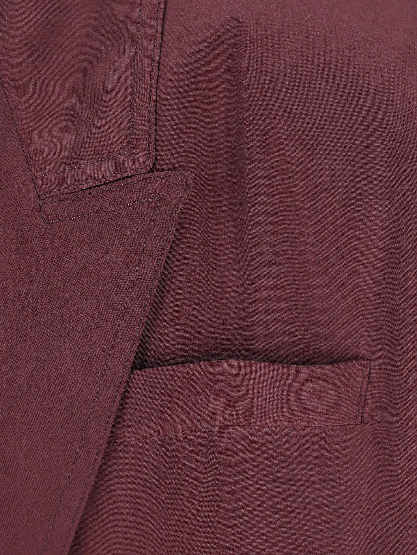 Giacca realizzata in seta. 851026 Y6J785060 SAINT LAURENT