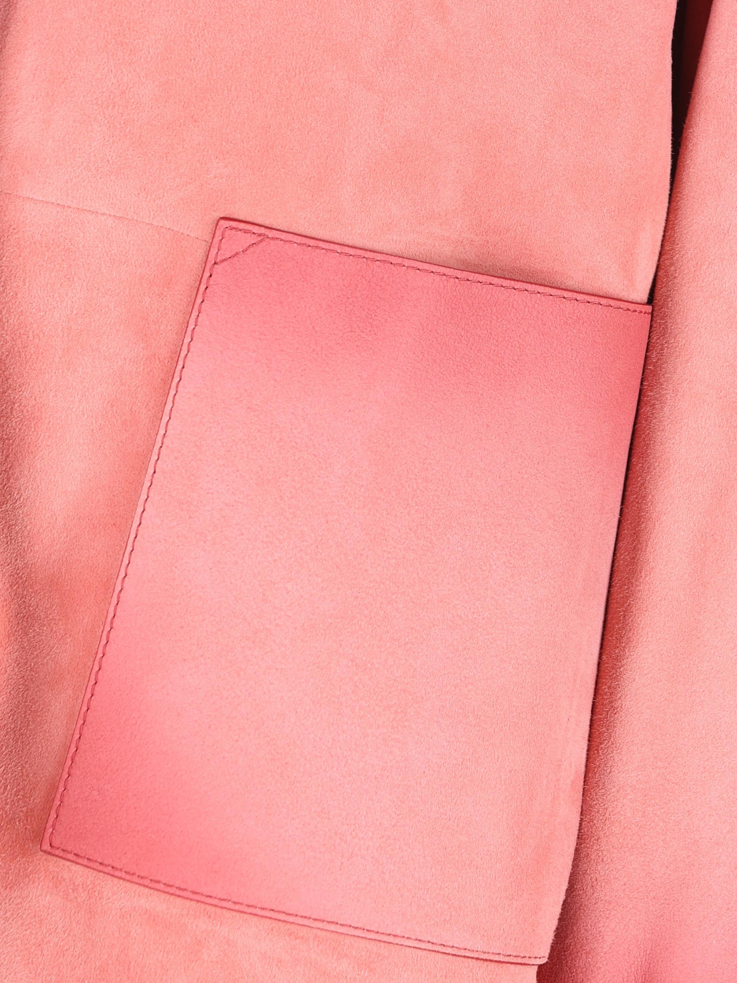 Giacca realizzata in pelle scamosciata. S359Y34LAH 7140 LOEWE