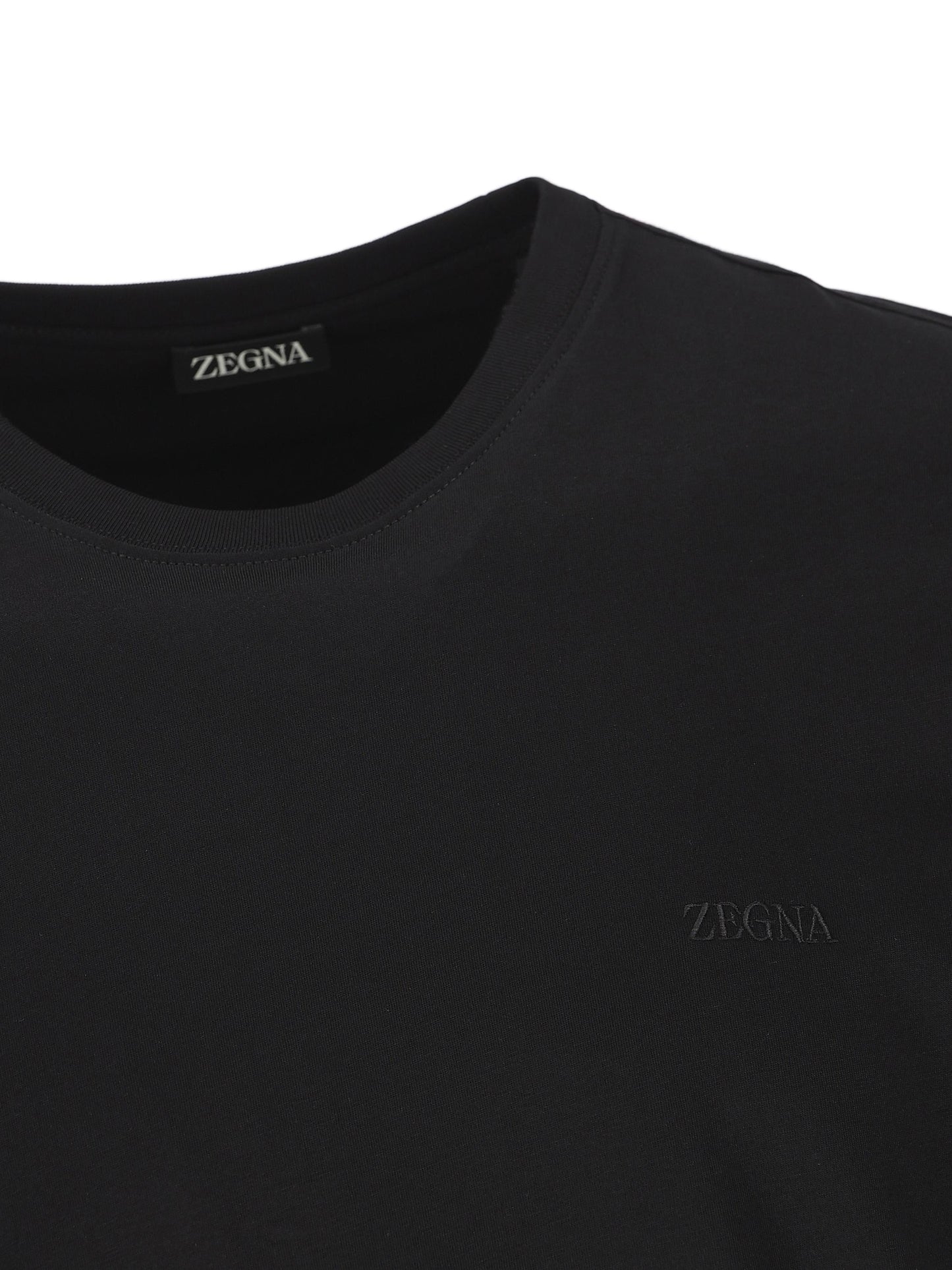 T-Shirt realizzata in cotone. UH360A3 H765001 ZEGNA