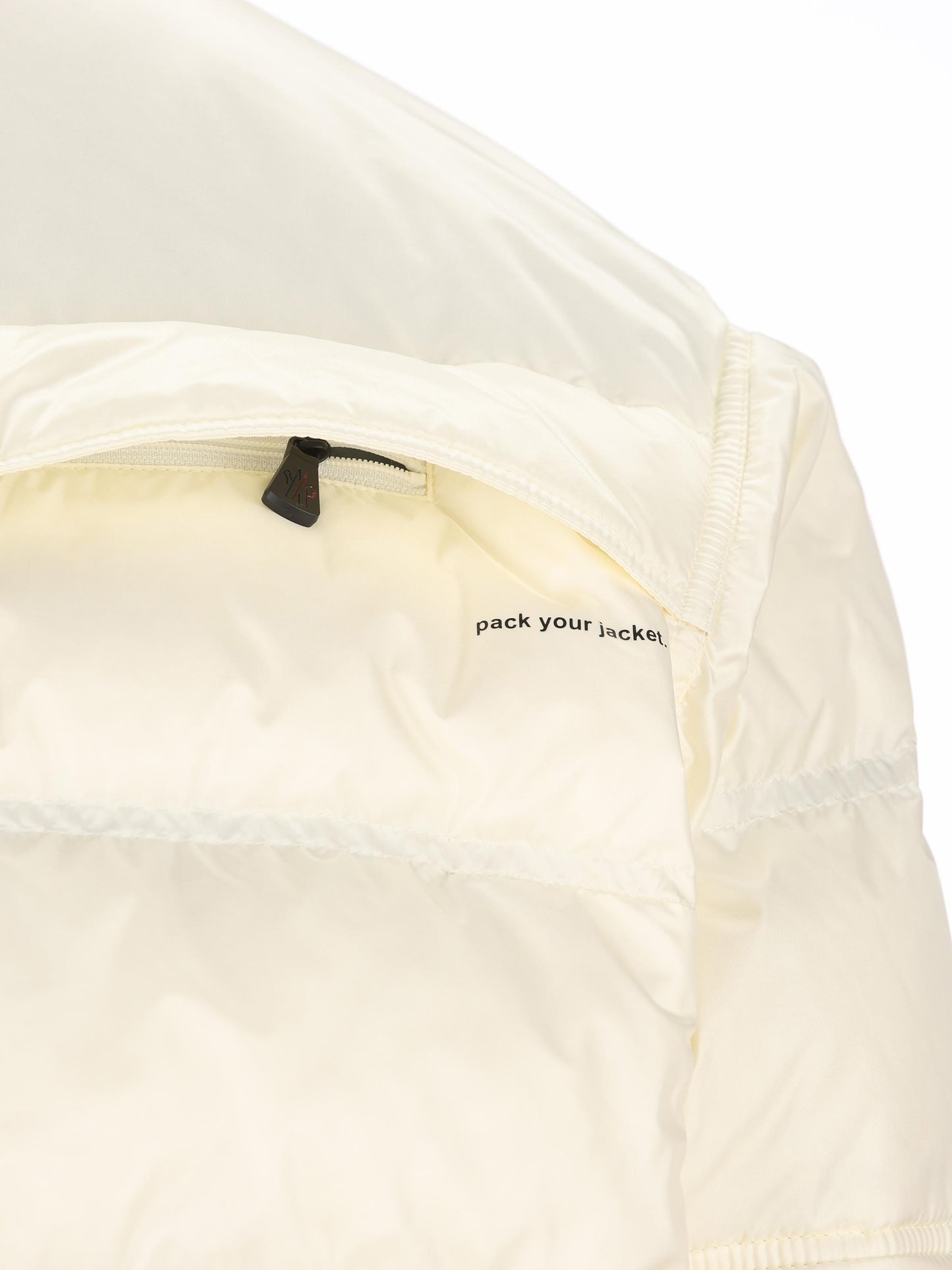 Piumino realizzata in poliammide. W1A00017 597YF033 MONCLER GRENOBLE