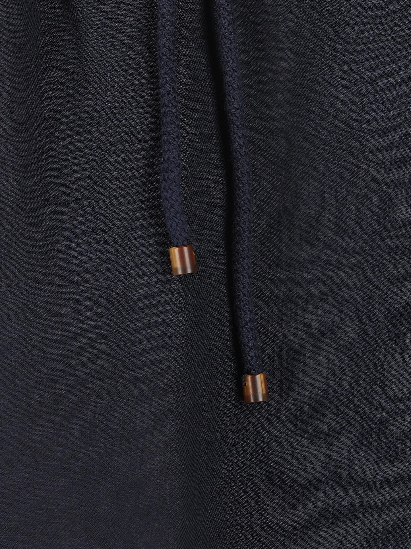 Bermuda realizzati in lino. M243DU0020 C2517 BRUNELLO CUCINELLI