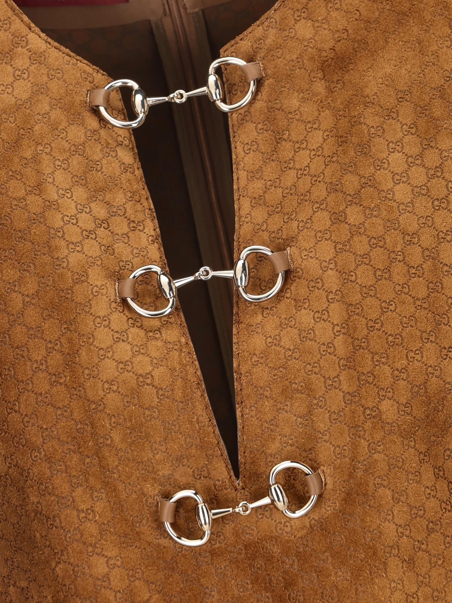 Abito realizzato in pelle scamosciata 817757 XNA5G2234 GUCCI