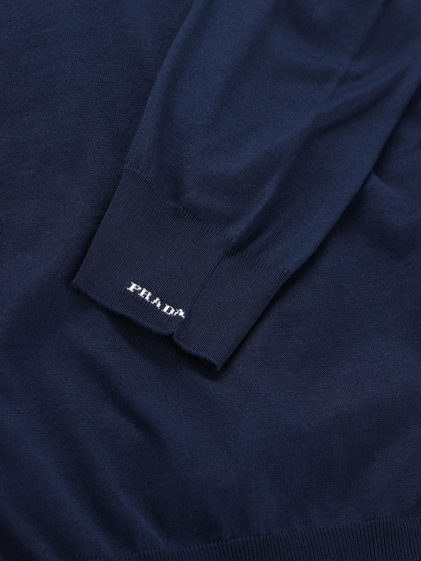 Maglia realizzata in cotone. UMF211 1813F0008 PRADA