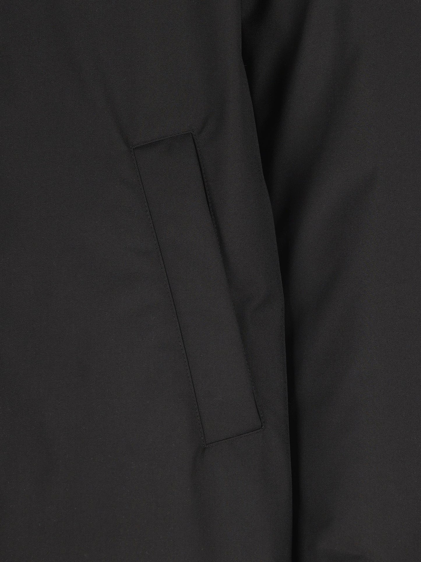 Giacca realizzata in poliestere. PI001155U 126389300 HERNO