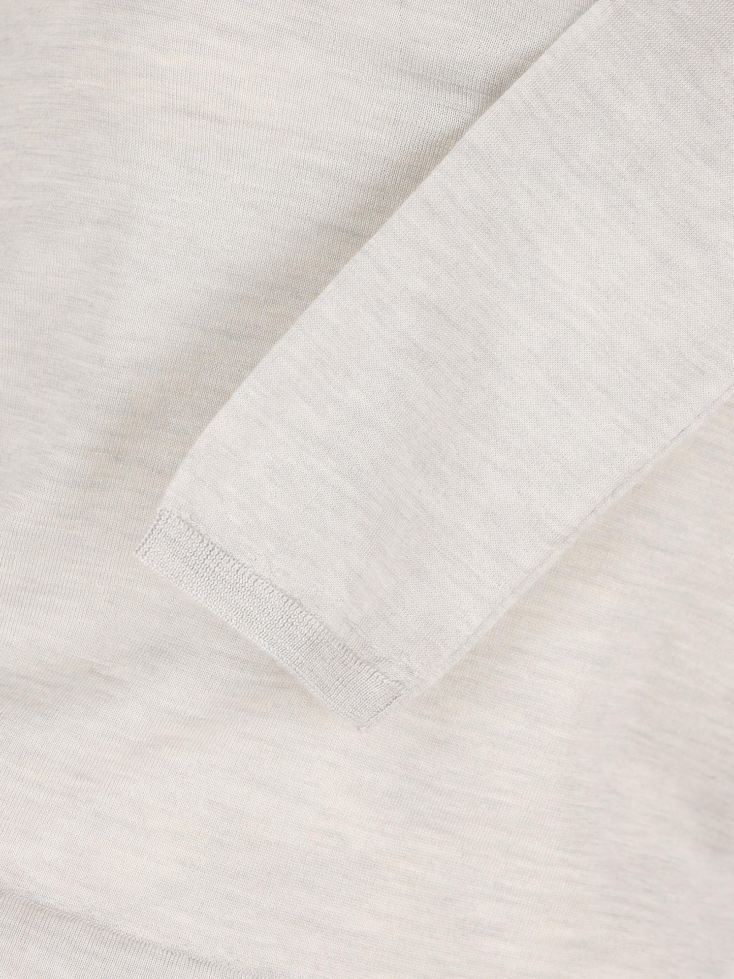 Maglia realizzata in cashmere e seta. M13800063 C2719 BRUNELLO CUCINELLI