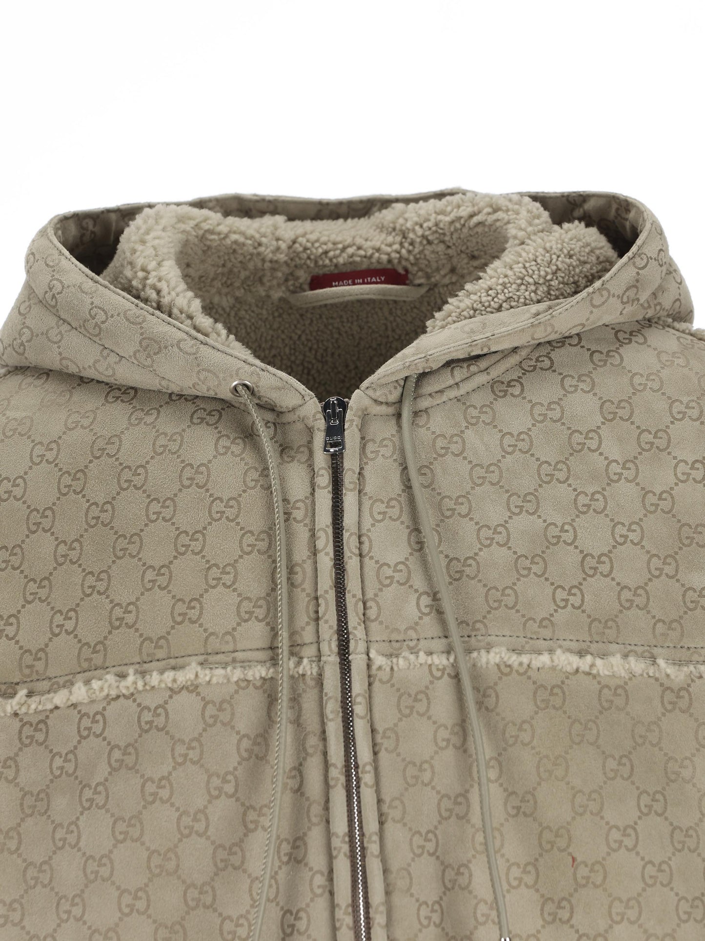 Felpa realizzata in pelliccia di agnello. 853271 XSAID2139 GUCCI