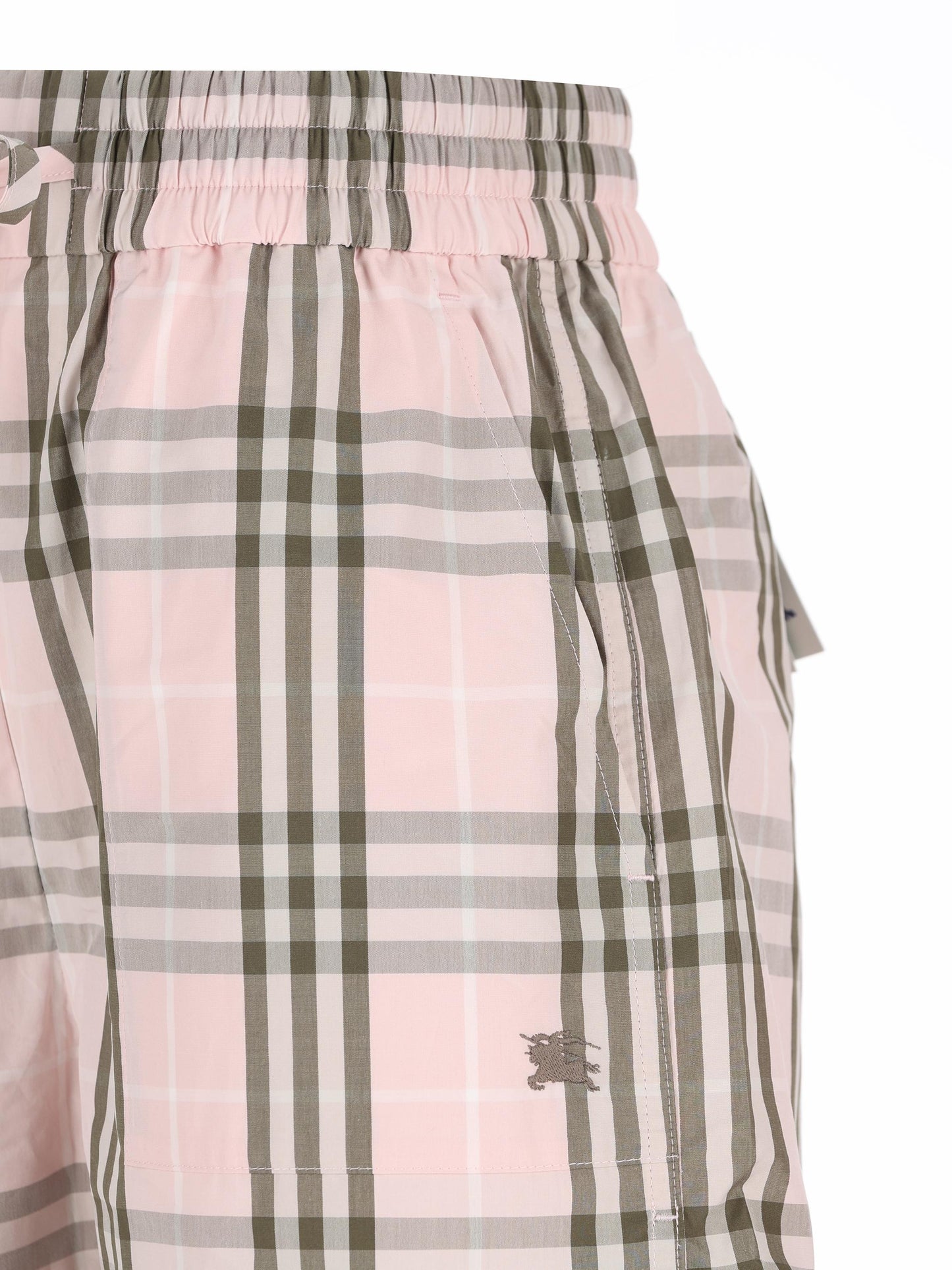 Pantaloncini realizzati in cotone. 8123642 A5961 BURBERRY