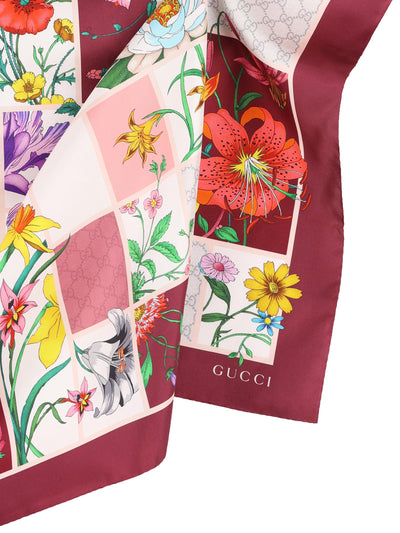 Foulard realizzato in seta. 850107 3G0015472 GUCCI