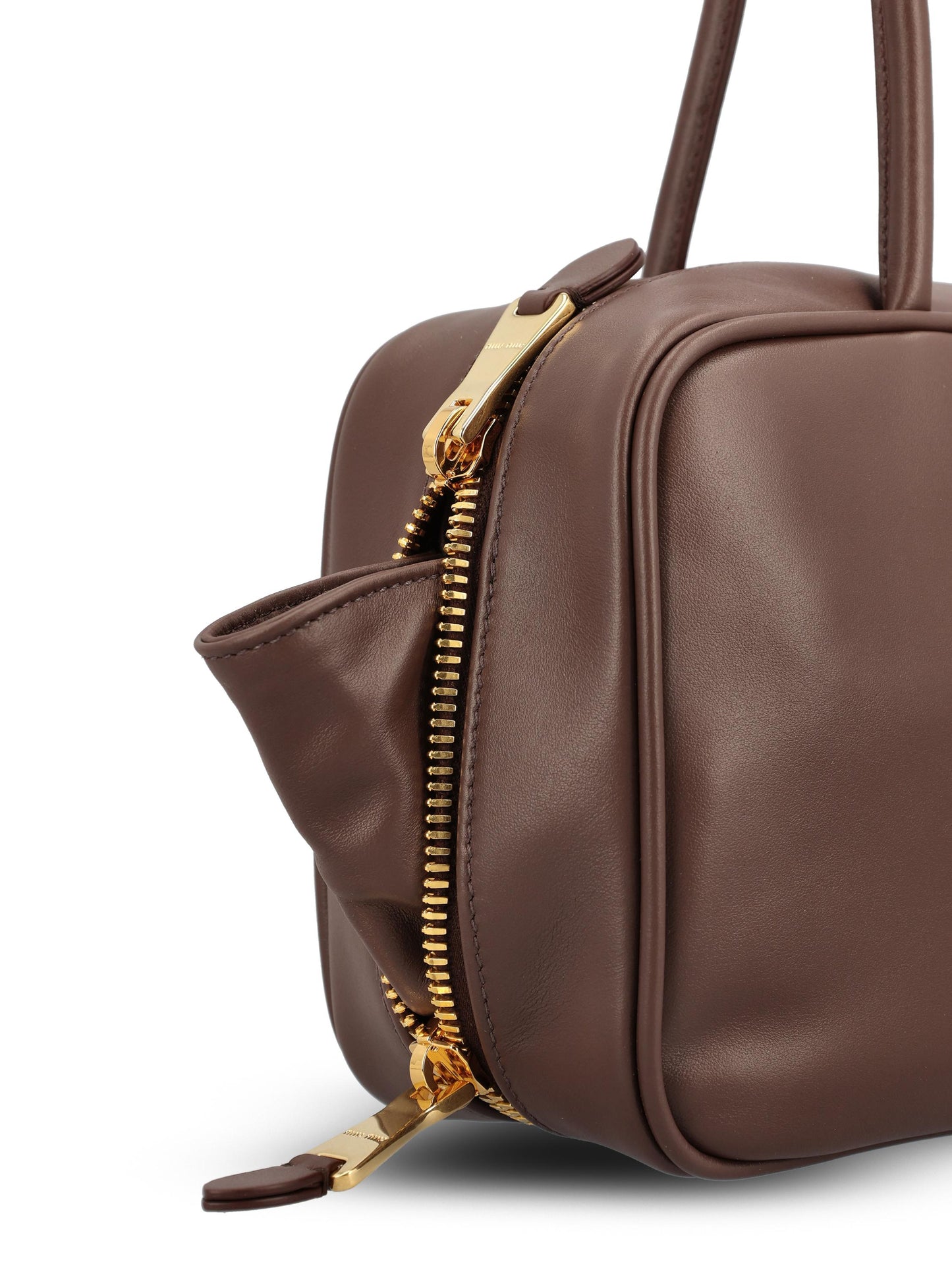 Borsa realizzata in pelle di vitello. 5BB172 2CRWF0NBL MIU MIU