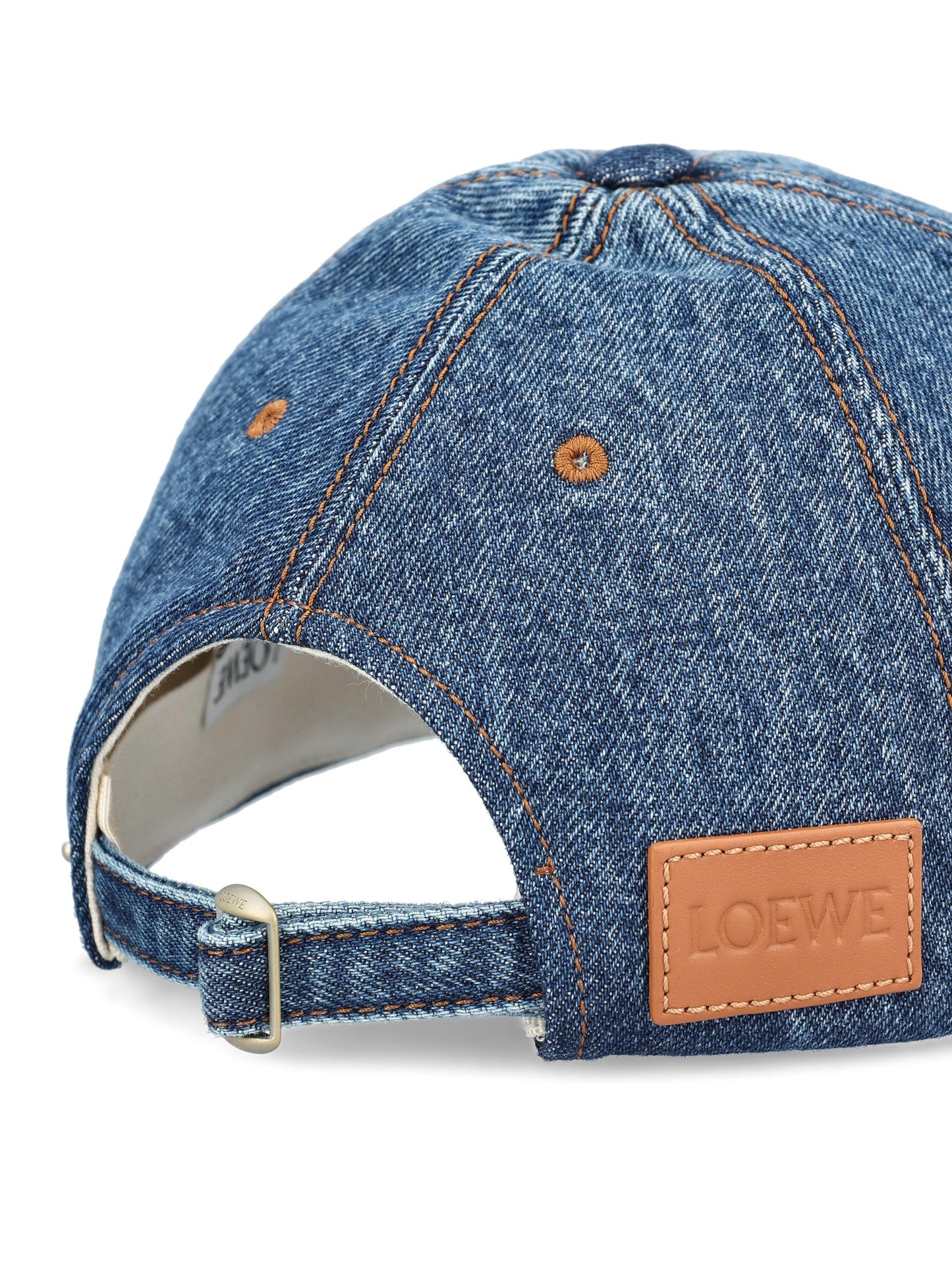 Cappello realizzato in denim. K820358X49 8798 LOEWE