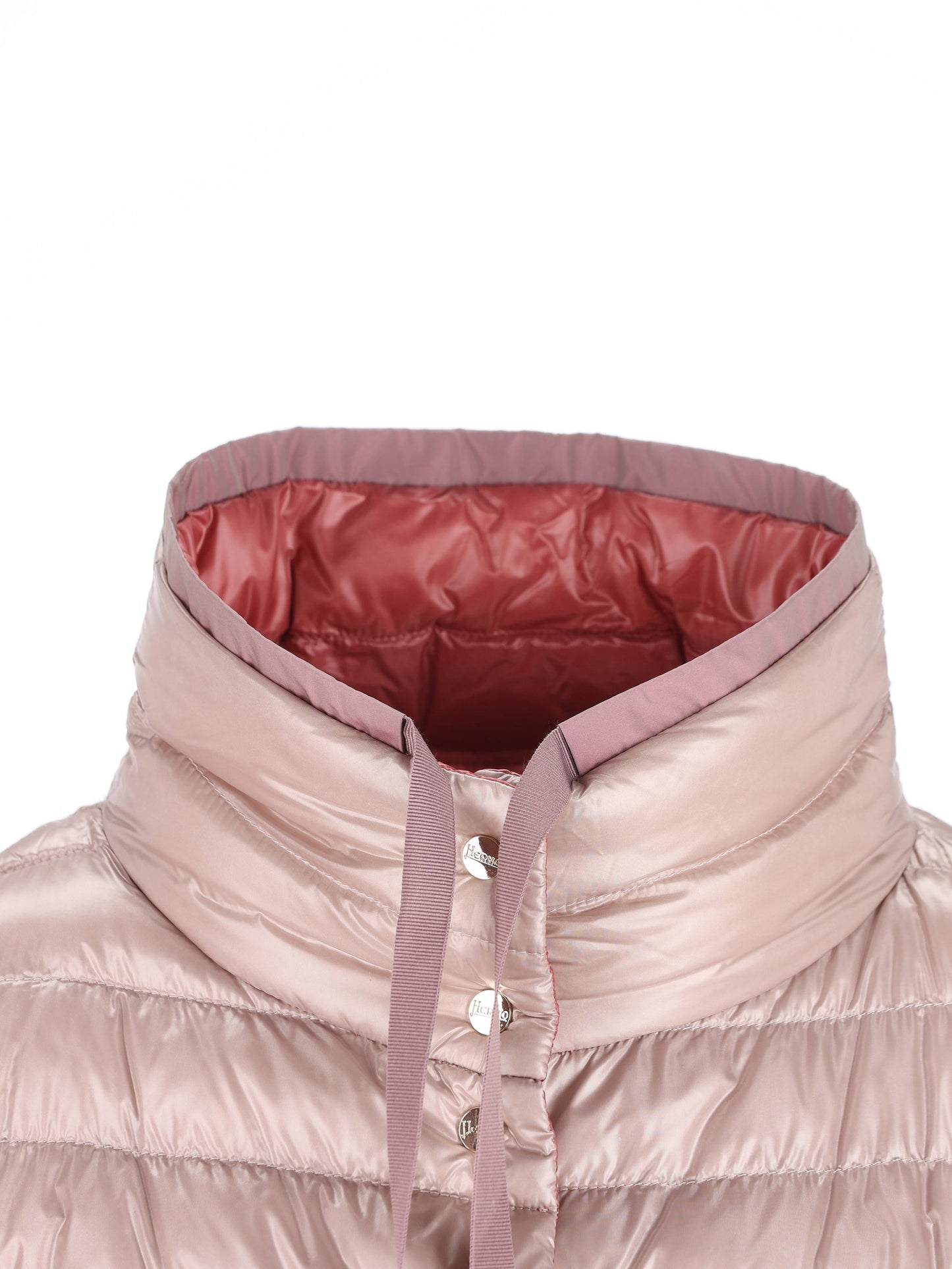 Piumino realizzato in poliammide. PI001846D 12017Z4140 HERNO