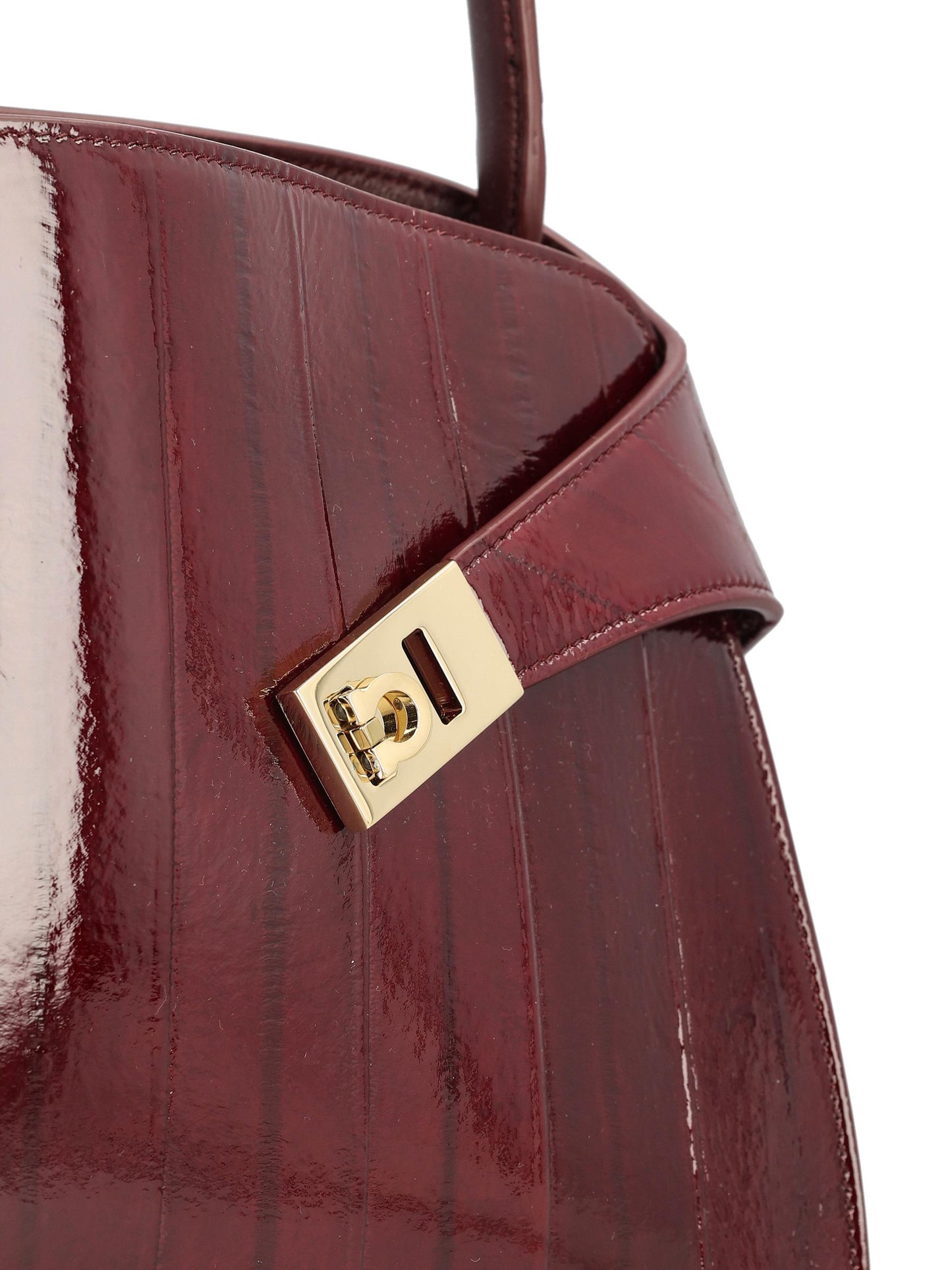 Borsa realizzata in anguilla. 219816 787853022 SALVATORE FERRAGAMO