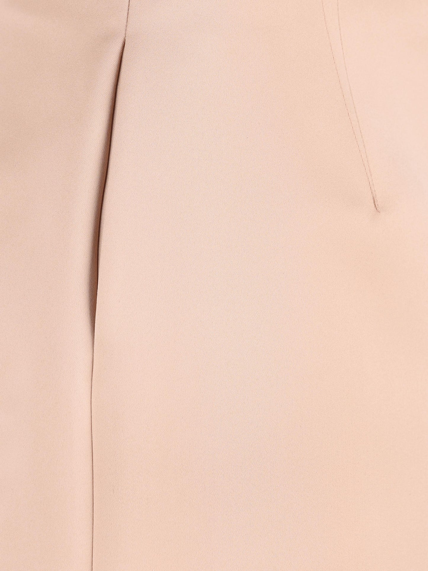 Gonna realizzata in poliestere. CH26SJU19262 6K7 CHLOE'