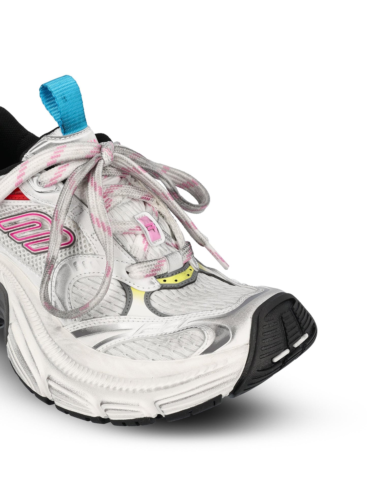 Sneakers realizzate in rete. 815853 W2MV79581 BALENCIAGA