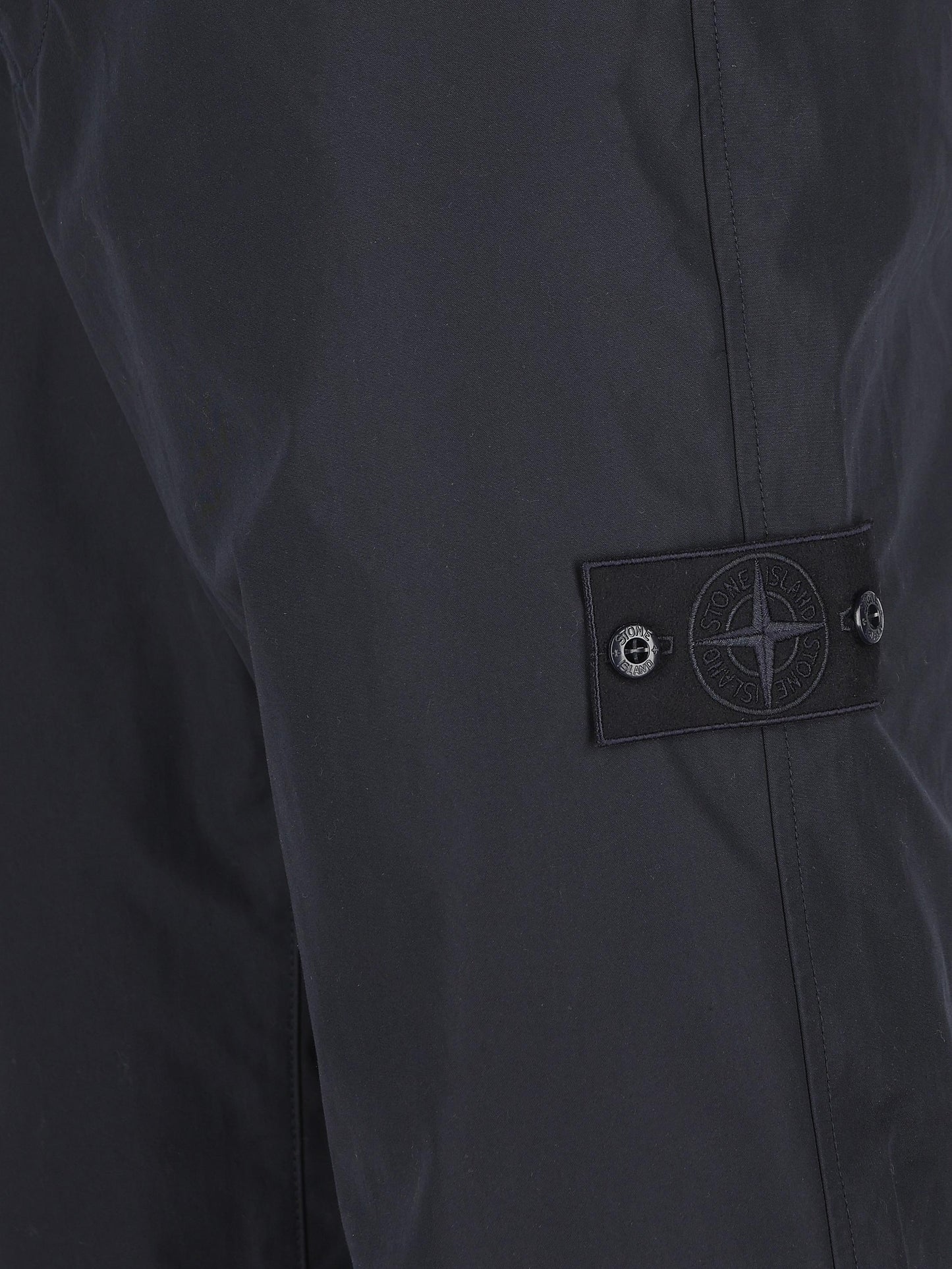 Pantaloni realizzati in cotone. 3100042 S00F1V0020 STONE ISLAND