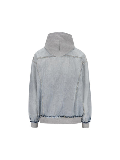 Giacca realizzata in denim. 824304 TSW824200 BALENCIAGA